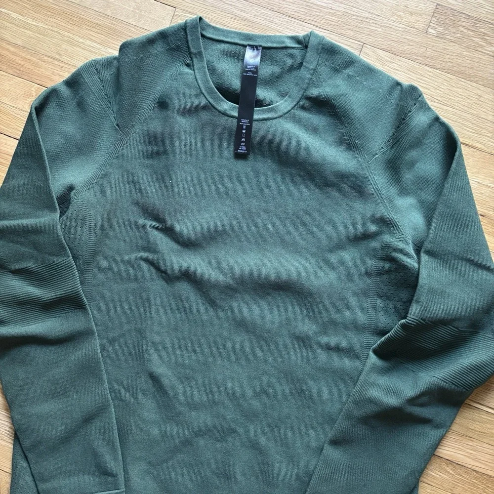 Lululemon All Around Crew Neck Sweater Mens Medium‎ Green Textured Knit Stretch
